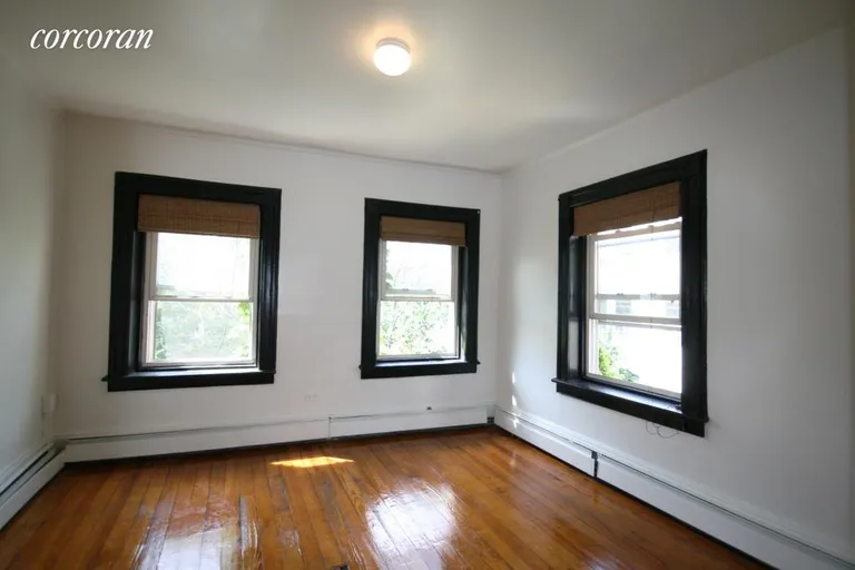 New York City Real Estate | View 372 Myrtle Avenue, 3 | room 1 | View 2
