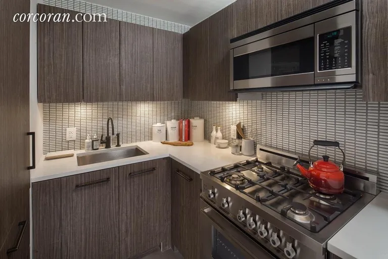 New York City Real Estate | View 175 West 95th Street, 25A | room 1 | View 2