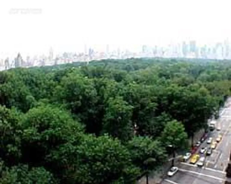 New York City Real Estate | View 225 Central Park West, 1105 | 3 Beds, 3 Baths | View 1
