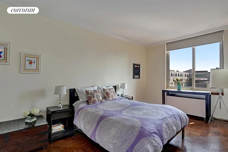 New York City Real Estate | View 524 East 72Nd Street, 23D | Master Bedroom w/ensuite bath and walk-in closet | View 8
