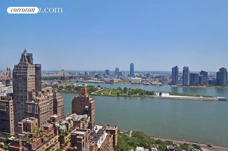New York City Real Estate | View 400 East 51st Street, 28A | River View | View 3