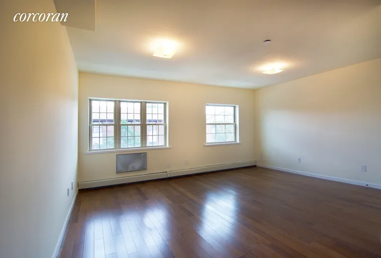 New York City Real Estate | View 207 Palmetto Street, 3 | room 1 | View 2