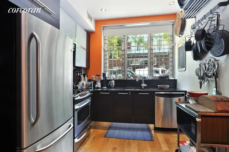 New York City Real Estate | View 160 Manhattan Avenue, 1B | Kitchen | View 3