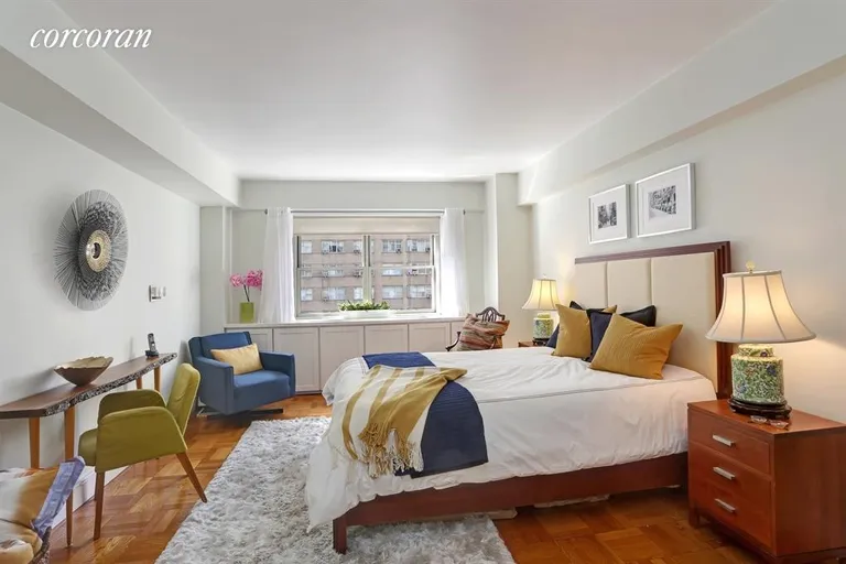 New York City Real Estate | View 35 Park Avenue, 8D | Bedroom - w/ Seating area & West windows | View 4