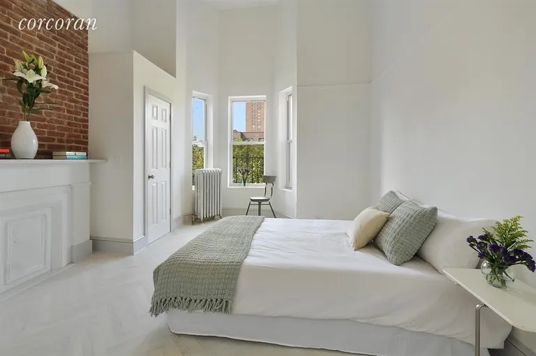 New York City Real Estate | View 252 Greene Avenue, 4A | Bedroom | View 2