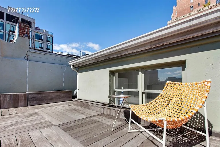New York City Real Estate | View 468 West 23rd Street, 5R | 2nd roof space on top of pop up with Highline view | View 9