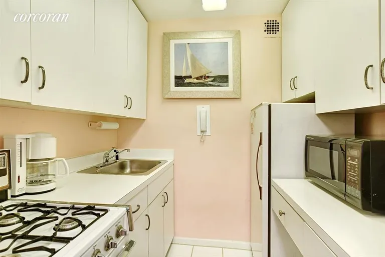 New York City Real Estate | View 209 East 56th Street, 5J | Kitchen | View 3