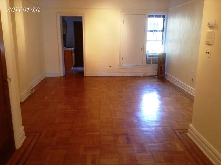New York City Real Estate | View 133 7th Avenue, 2 | room 3 | View 4