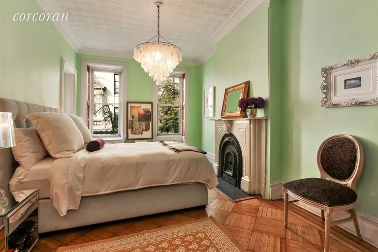 New York City Real Estate | View 186 East 75th Street, 3 | Bedroom | View 5