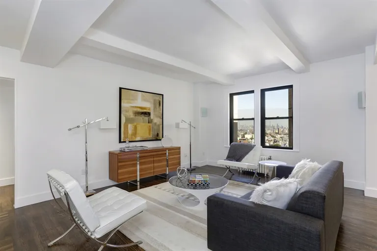 New York City Real Estate | View 135 Eastern Parkway, 14I | 3 Beds, 3 Baths | View 1