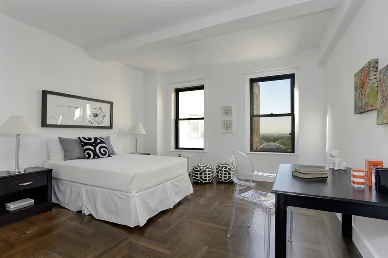 New York City Real Estate | View 135 Eastern Parkway, 14I | 2nd Bedroom | View 7