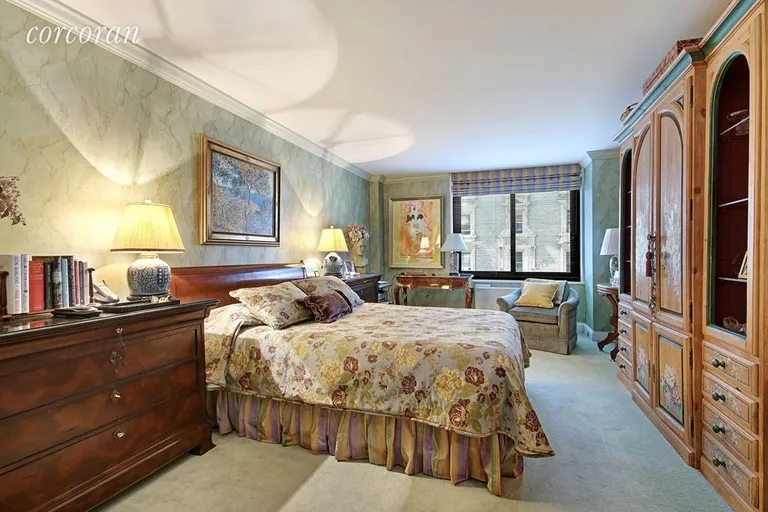New York City Real Estate | View 40 East 94th Street, 4C | room 3 | View 4
