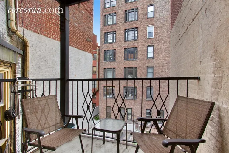 New York City Real Estate | View 112 West 73rd Street, 8E | room 3 | View 4