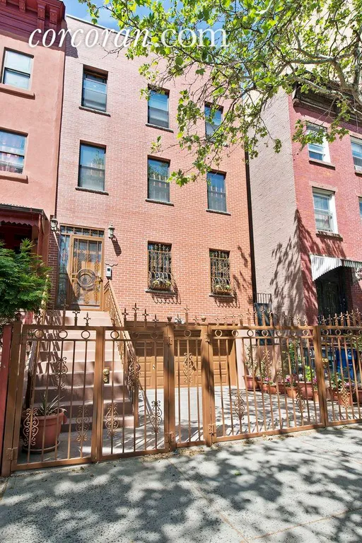 New York City Real Estate | View 394 Adelphi Street, 1G | 3 Beds, 2 Baths | View 1