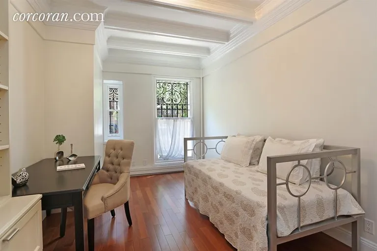 New York City Real Estate | View 331 West 71st Street, 1 | room 6 | View 7