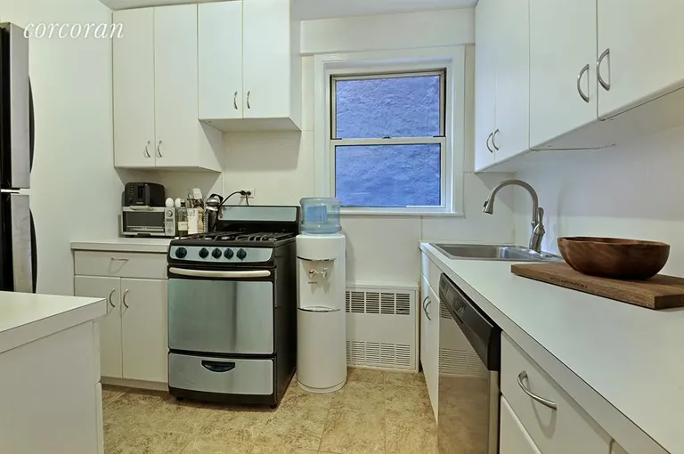 New York City Real Estate | View 77 East 12th Street, 4J | Kitchen | View 2
