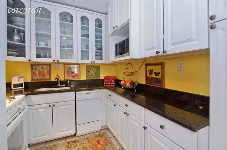 New York City Real Estate | View 116 Pinehurst Avenue, H33 | Kitchen with granite counter tops | View 3