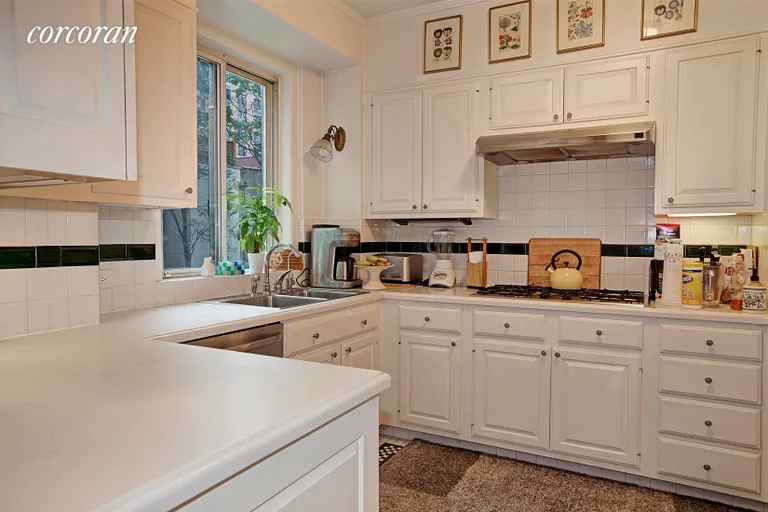 New York City Real Estate | View 473 West End Avenue, 4C | Kitchen | View 10