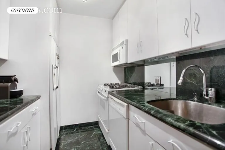 New York City Real Estate | View 170 West 23rd Street, 4U | room 1 | View 2