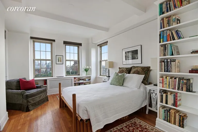 New York City Real Estate | View 24 Fifth Avenue, 1501 | Master Bedroom | View 3