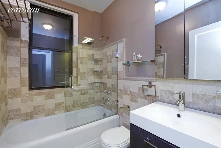 New York City Real Estate | View 205 West 54th Street, 7G | Bathroom | View 4