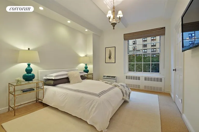 New York City Real Estate | View 71 Park Avenue, 2B | Gorgeous master suite | View 3