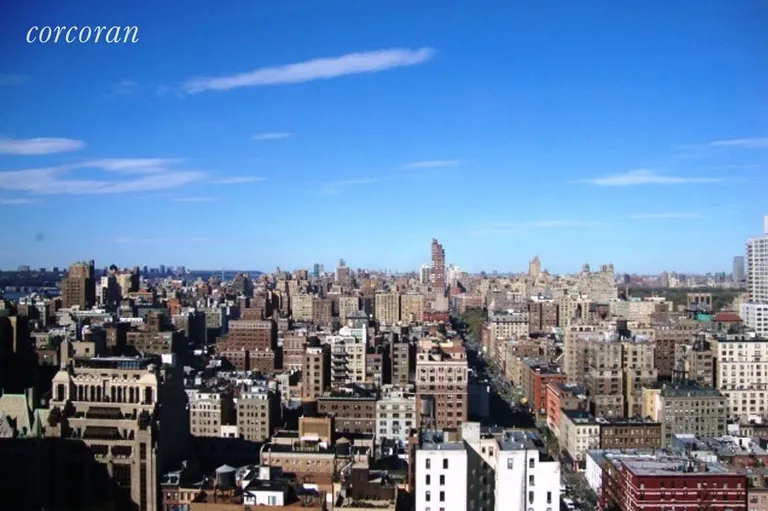 New York City Real Estate | View 111 West 67th Street, 30E | room 3 | View 4