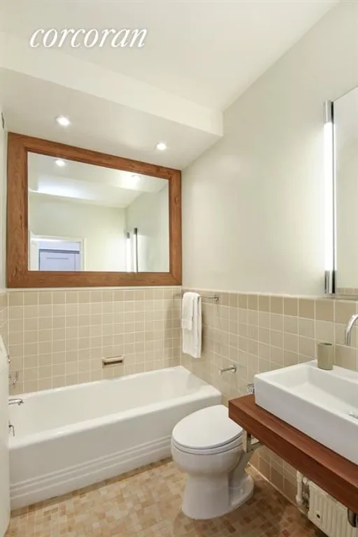 New York City Real Estate | View 140 Riverside Drive, 18F | Bathroom | View 7