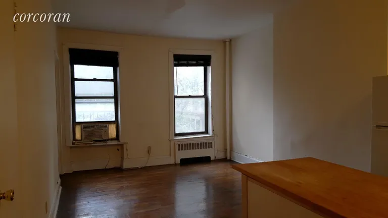 New York City Real Estate | View 250 East 75th Street, 3E | room 1 | View 2