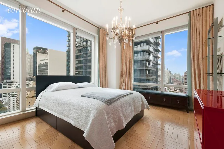 New York City Real Estate | View 845 United Nations Plaza, 24H | 5 | View 4