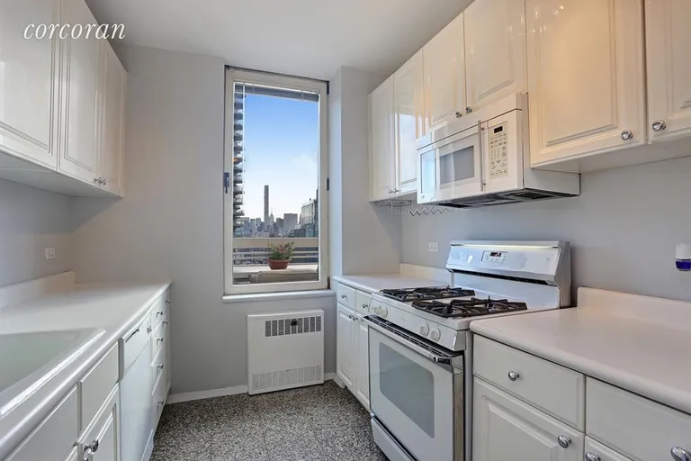 New York City Real Estate | View 170 East 87th Street, W21D | Kitchen | View 4