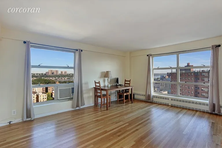 New York City Real Estate | View 100 La Salle Street, 20B | 2 Beds, 1 Bath | View 1