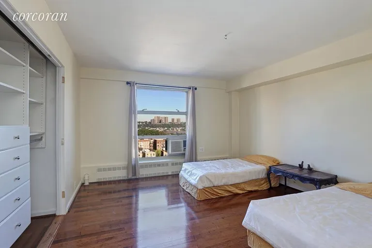 New York City Real Estate | View 100 La Salle Street, 20B | Bedroom | View 4