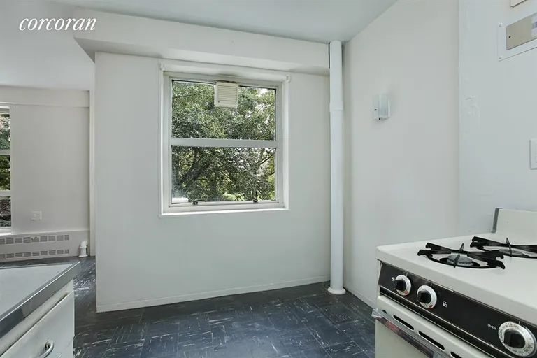 New York City Real Estate | View 549 West 123rd Street, 3E | Breakfast Area | View 4