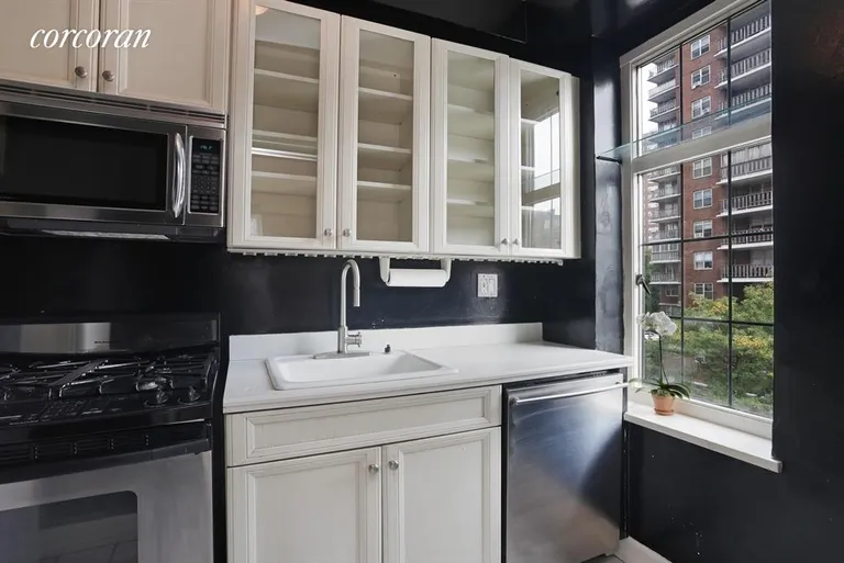 New York City Real Estate | View 410 West 24th Street, 4E | Kitchen | View 4