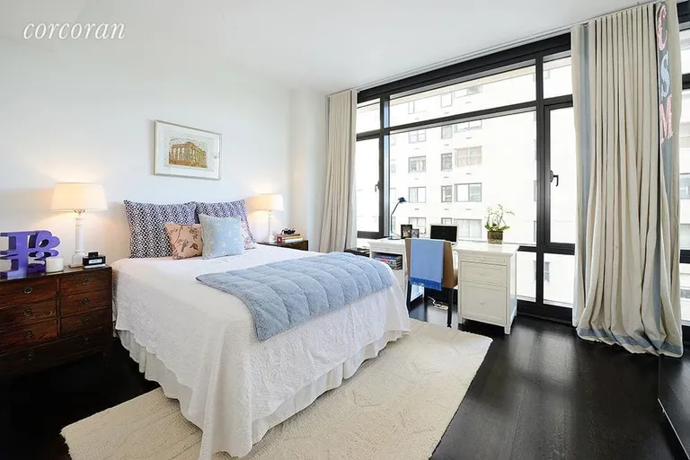 New York City Real Estate | View 170 East End Avenue, 5J | room 9 | View 10
