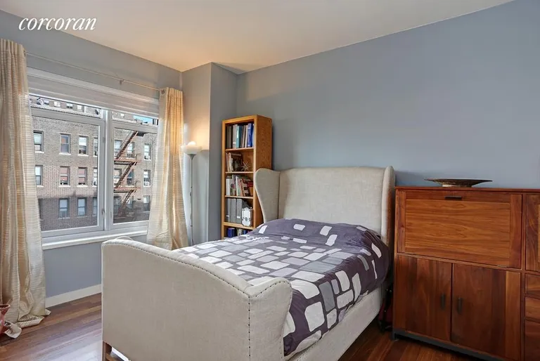 New York City Real Estate | View 174 Vanderbilt Avenue, 414 | Second bedroom  | View 4