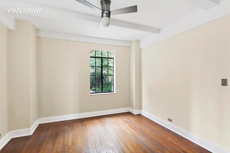 New York City Real Estate | View 25 Tudor City Place, 220 | 4 | View 4