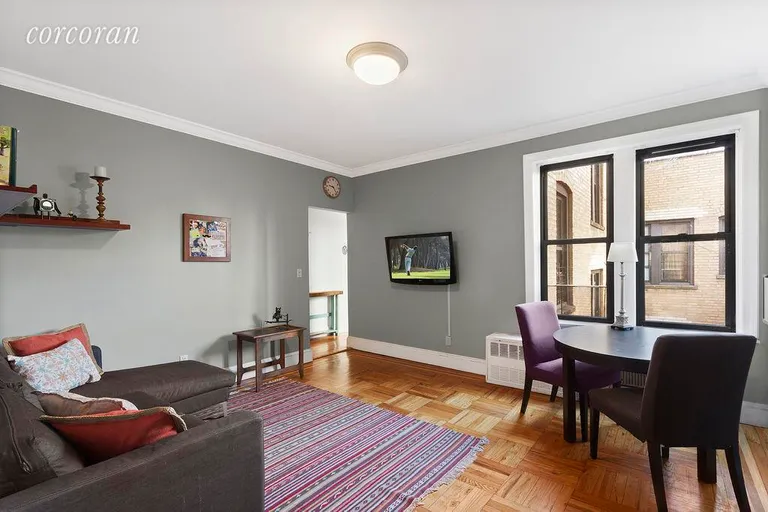 New York City Real Estate | View 332 East 84th Street, 6F | 2 Beds, 1 Bath | View 1