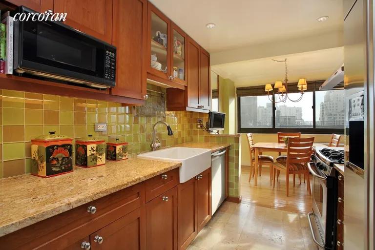 New York City Real Estate | View 1725 York Avenue, 11E | Beautifully Renovated Kitchen | View 2