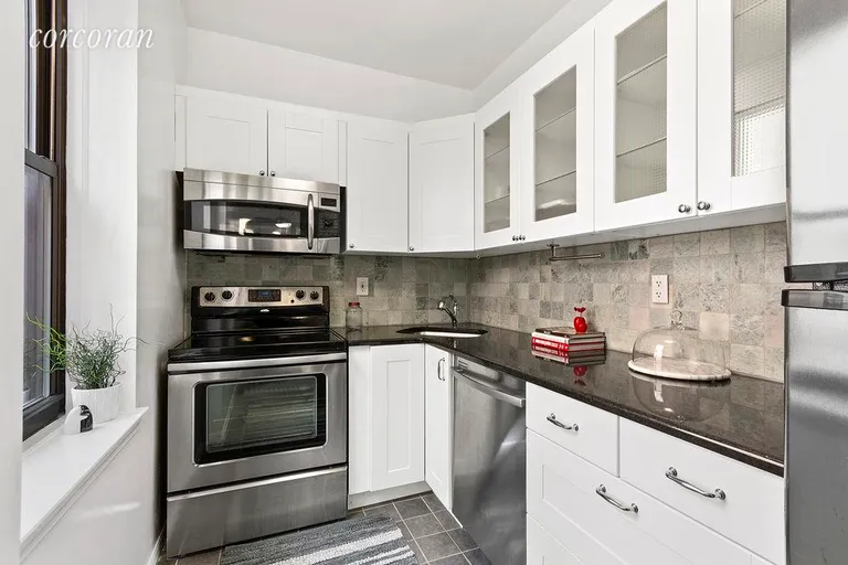 New York City Real Estate | View 338 Prospect Place, 4E | Scintillating Kitchen  | View 4