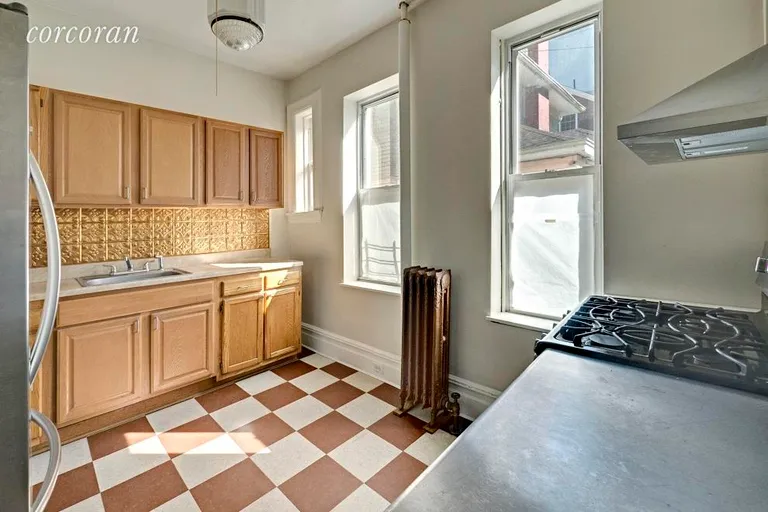 New York City Real Estate | View 152 Lenox Road, #1 | room 3 | View 4