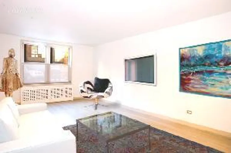 New York City Real Estate | View 101 West 23rd Street, 4E | 1 Bed, 1 Bath | View 1