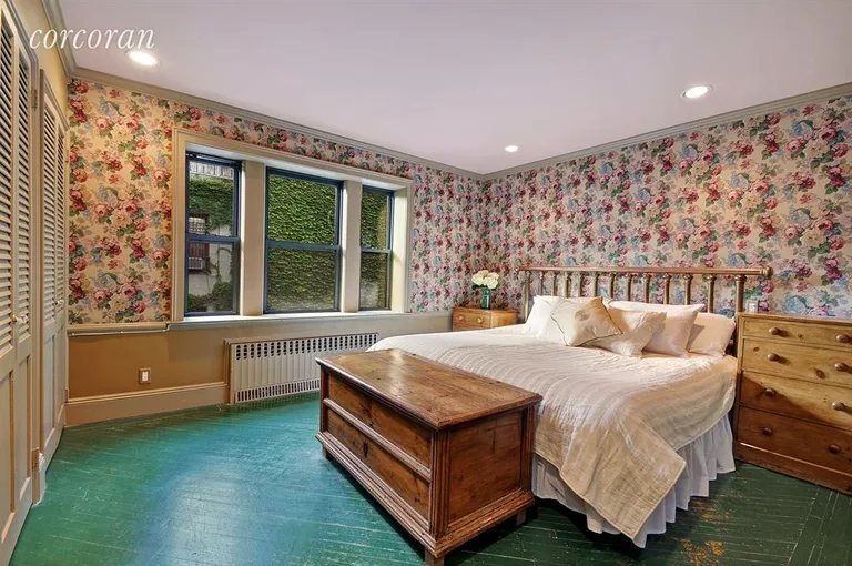 New York City Real Estate | View 64 Prospect Park West | Bedroom with en suite bath | View 8