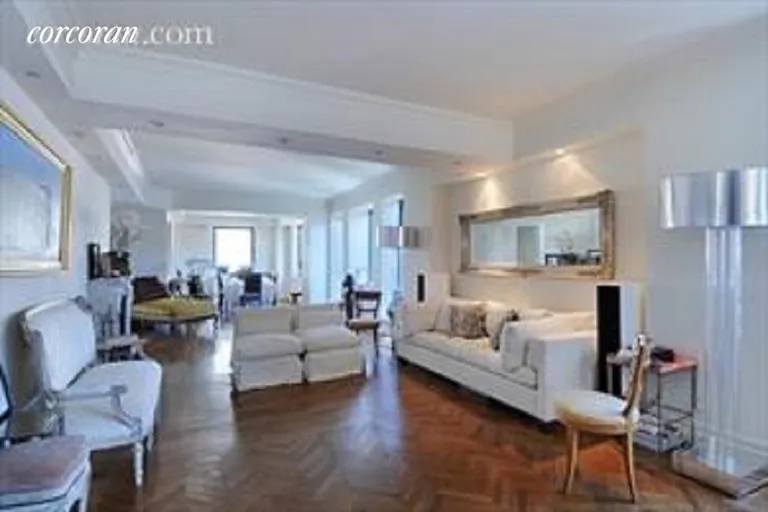 New York City Real Estate | View 60 East 88th Street, PHB | room 1 | View 2