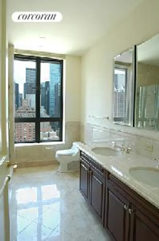 New York City Real Estate | View 351 East 51st Street, PH3C | room 4 | View 5