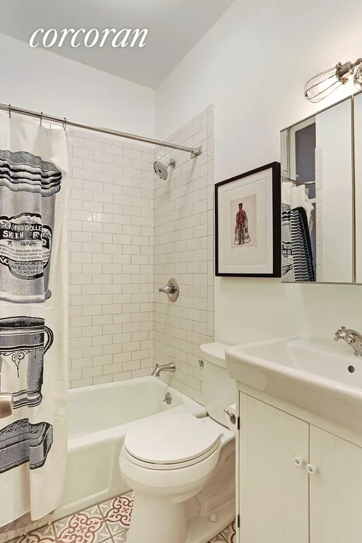 New York City Real Estate | View 331 West 21st Street, FW | room 1 | View 2