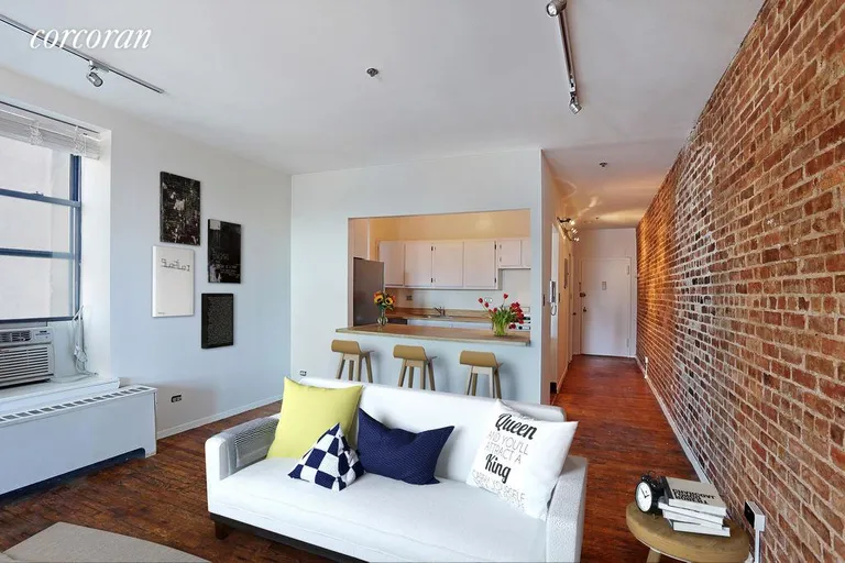 New York City Real Estate | View 60 Pineapple Street, 7E | 1 Bath | View 1