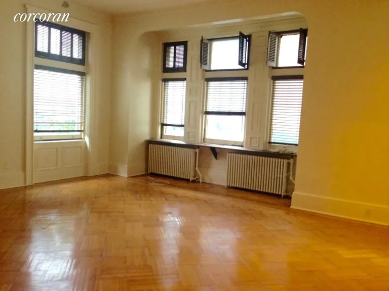 New York City Real Estate | View 121 8th Avenue, 2R | room 1 | View 2