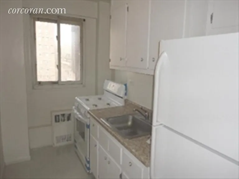 New York City Real Estate | View 191 Willoughby Street, 9C | Windowed Kitchen 2 entrances | View 5